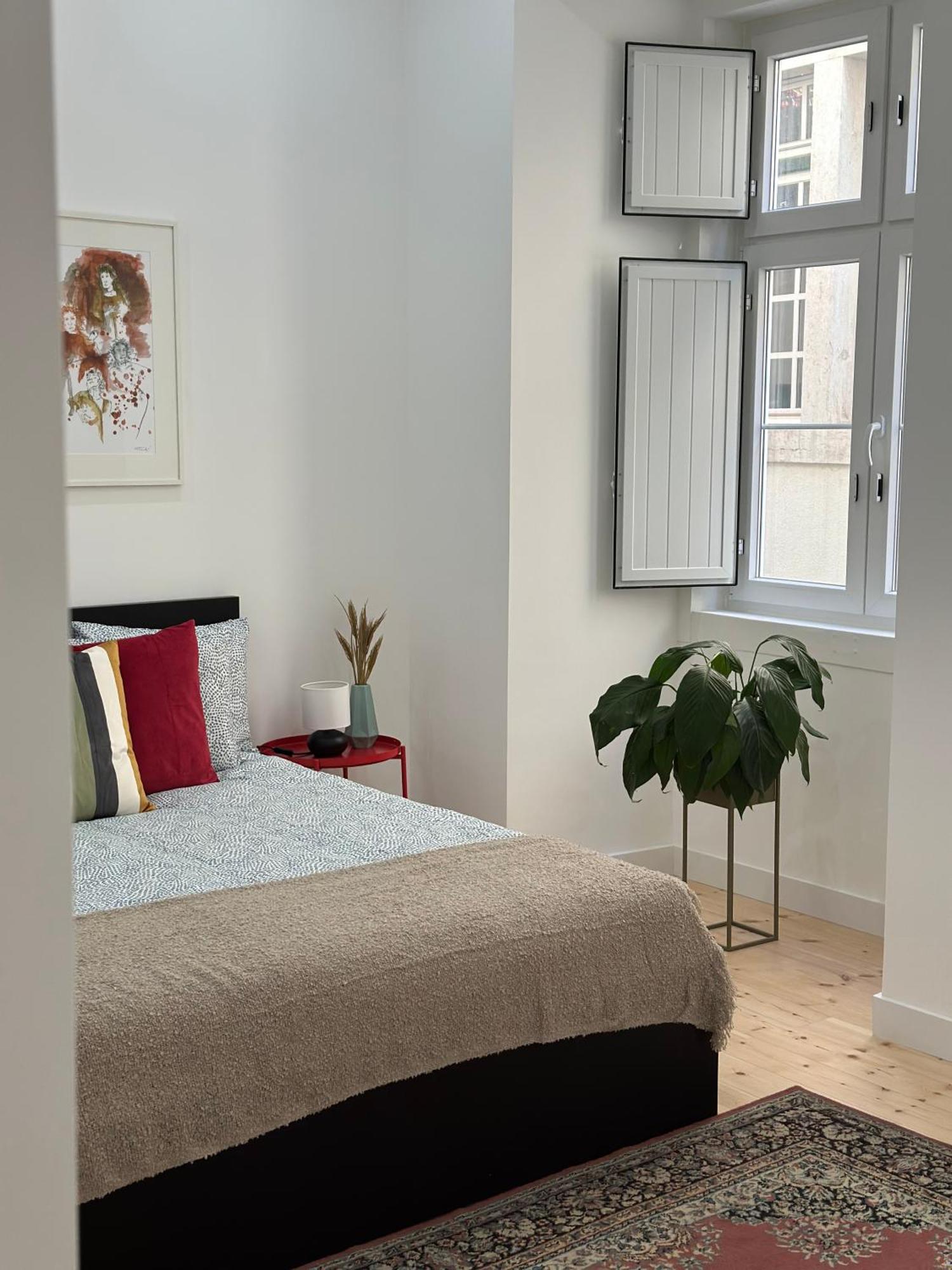 Modern Bedroom In Lisboa Exteriör bild